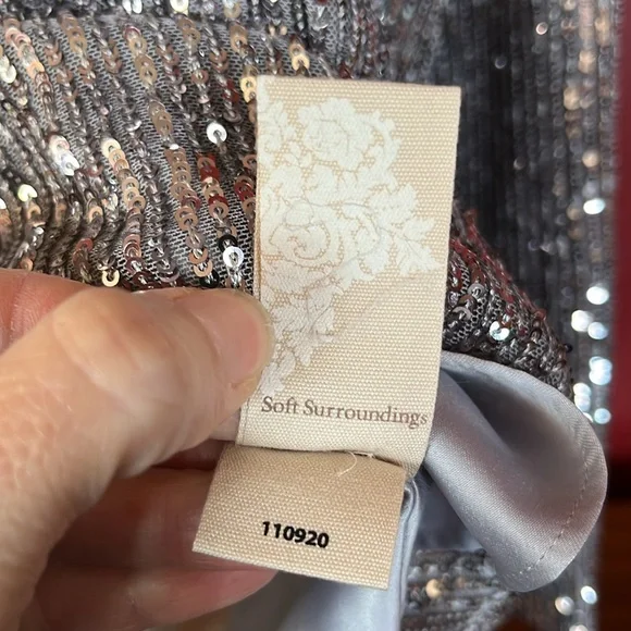 BNWOT Soft surroundings silver sparkly, long sleeve, formal lined top - Picture 13 of 16